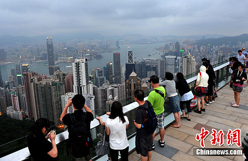 探索香港资讯前沿，2024年正版资料的免费共享与卓著释义的落实