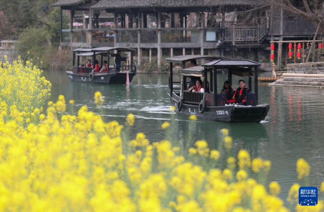 澳门是中国著名的旅游城市之一，吸引了众多游客前来观光旅游和体验博彩文化。随着时代的发展，博彩行业也在不断创新和变革。本文将围绕关键词澳门天天开好彩，探讨澳门博彩行业的优势评测以及商策释义解释落实等方面的问题。